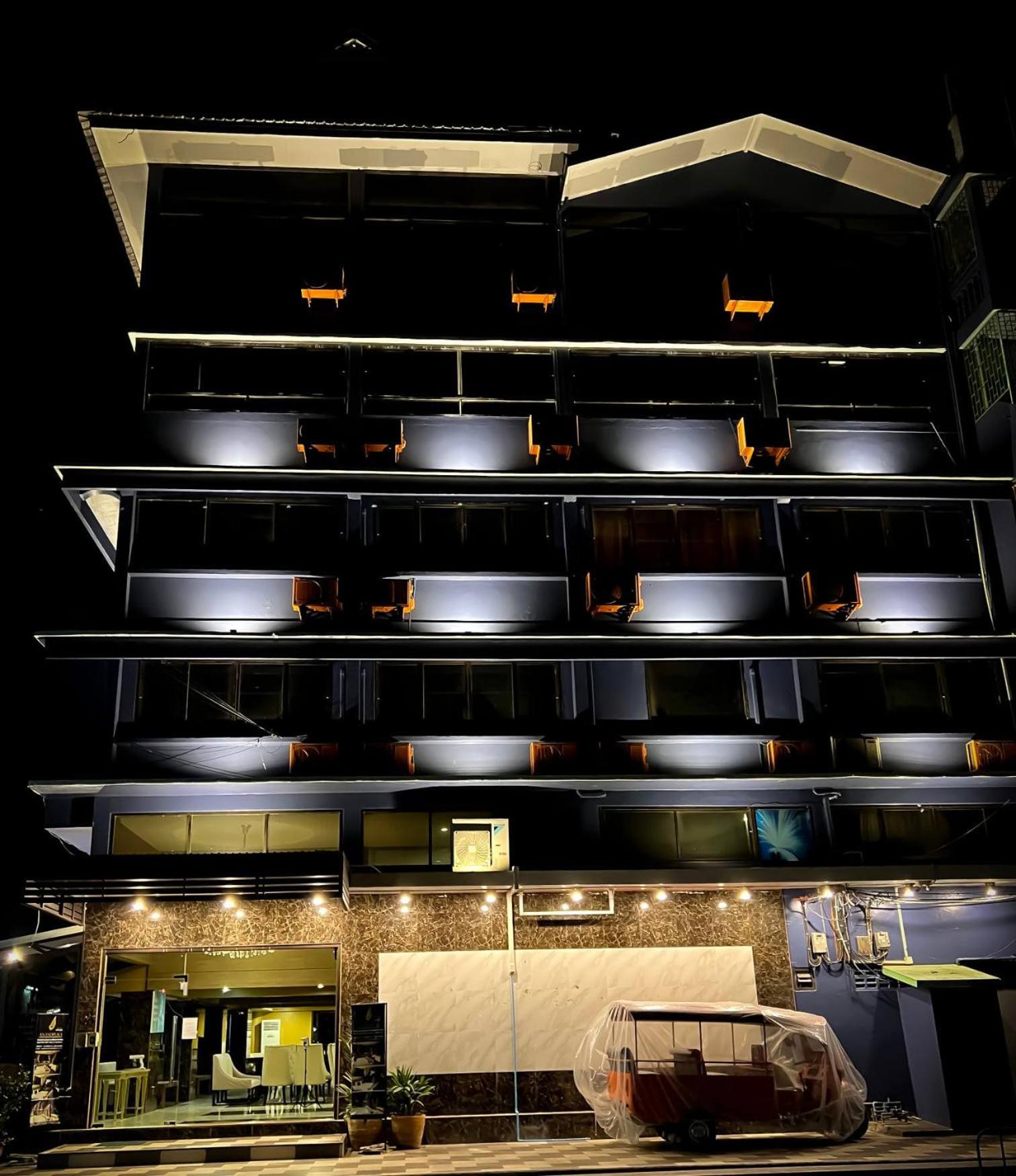 Anandpura Riverside Hotel 1/40