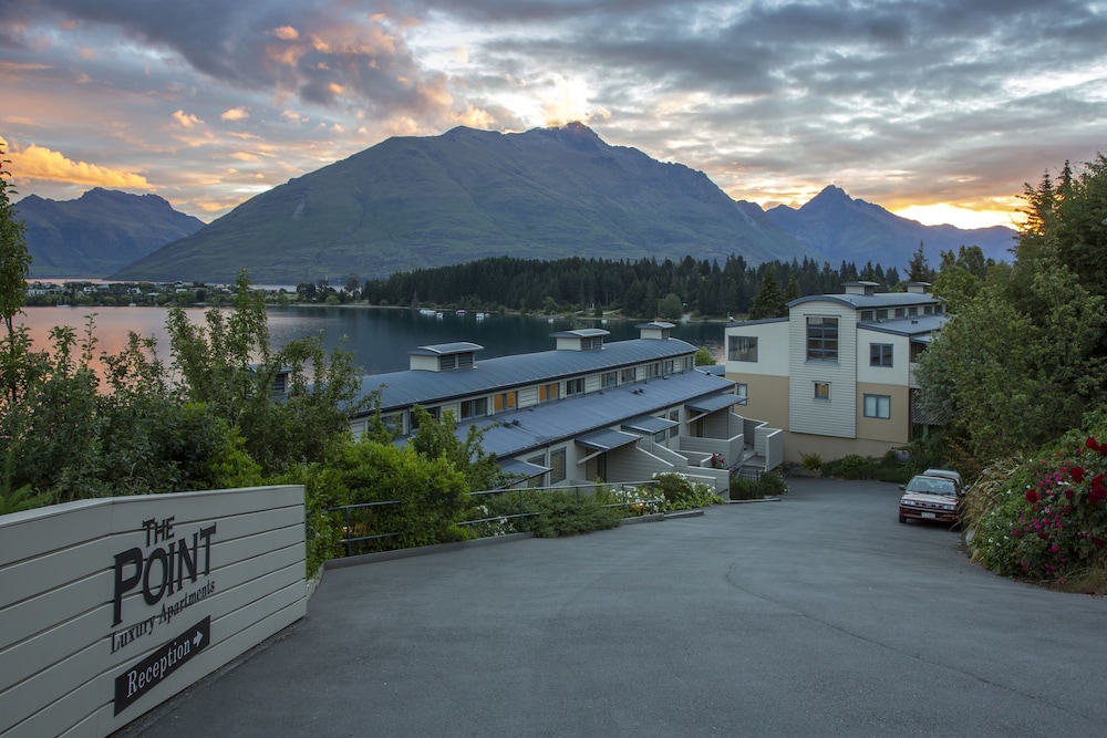 Mantra The Point Queenstown 55/61