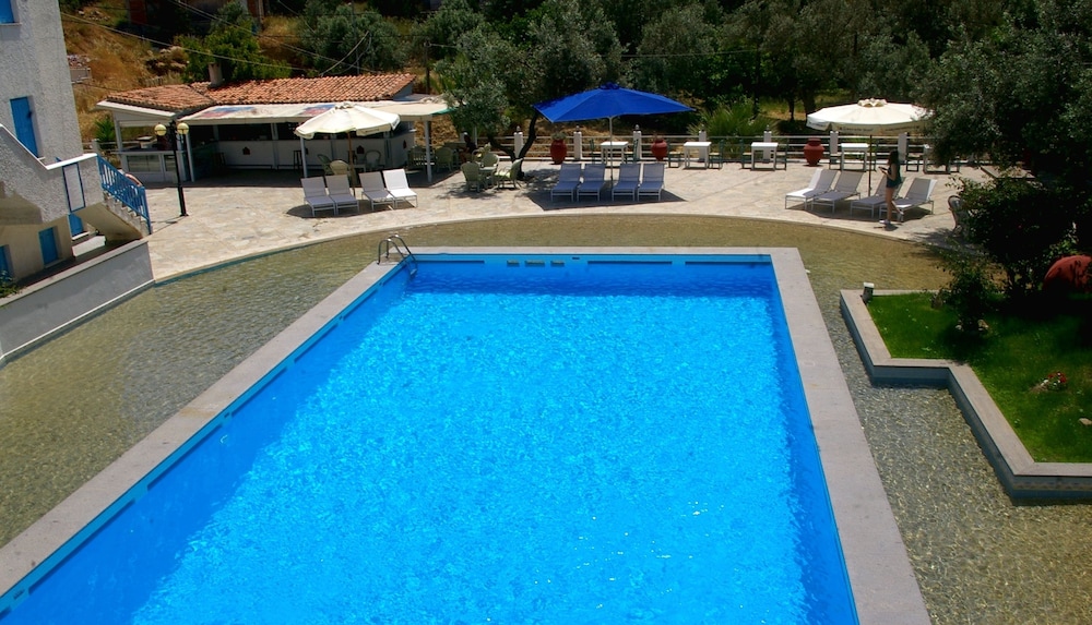 Cascade Holiday Resort 34/51