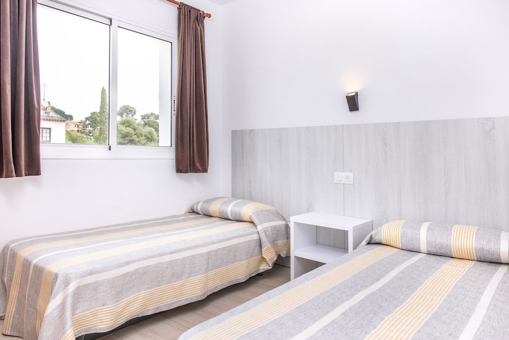 APARTAMENTOS TORREVELLA 6/37