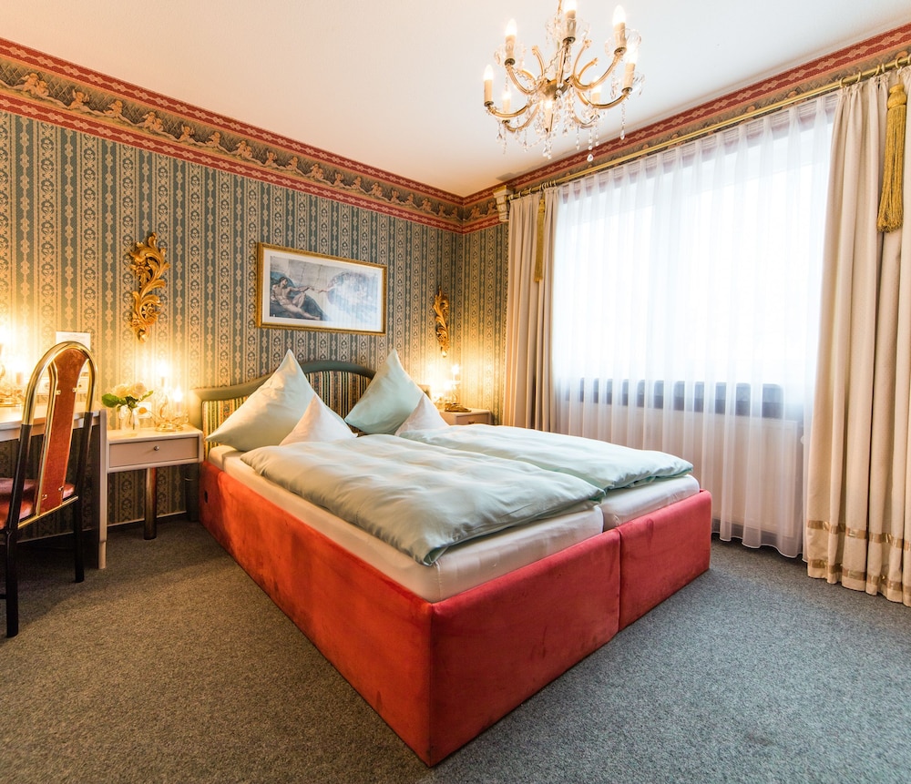 Ambient Hotel Am Europakanal 7/50