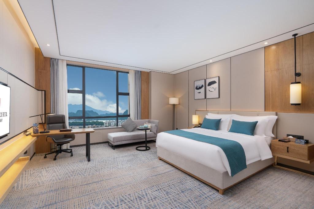 Rezen Longuu Hotel (Zhaoqing Qixingyan scenic spot store) 8/48