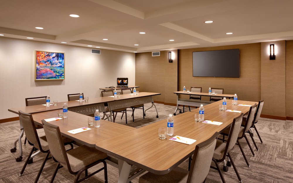 Hyatt Place St George 39/45