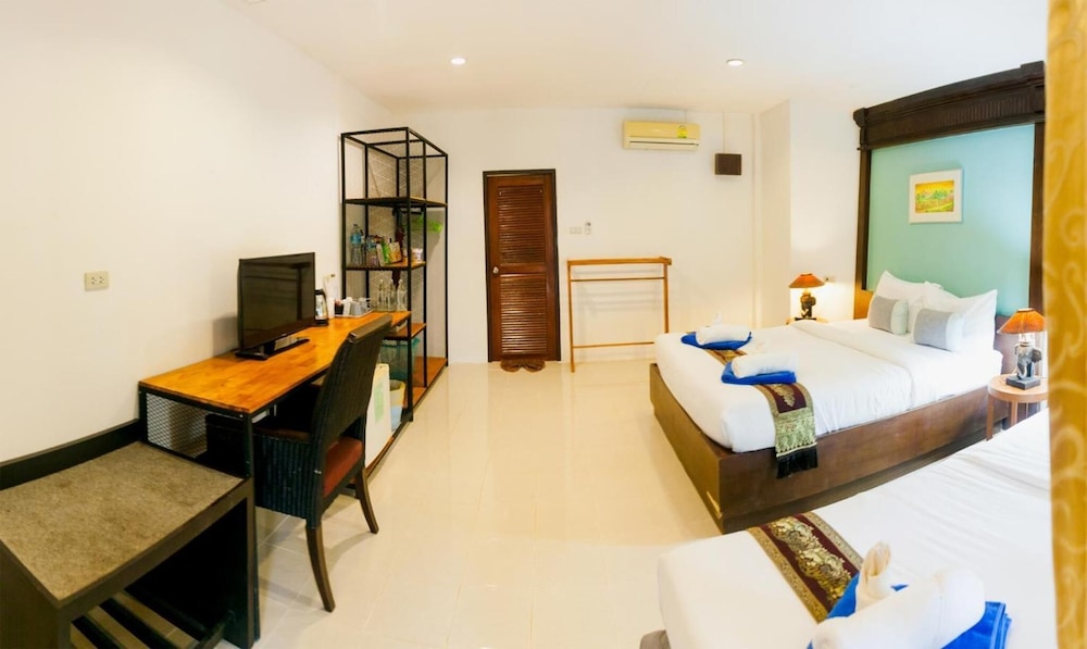 Sea Sand Sun Resort 23/64