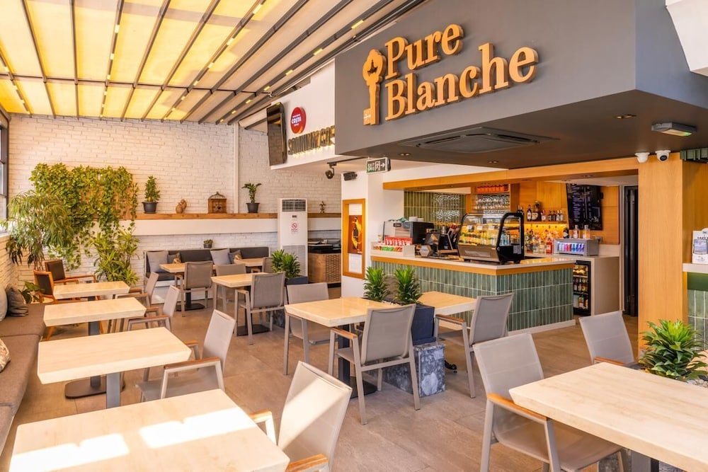 Pure Blanche Lara 42/58