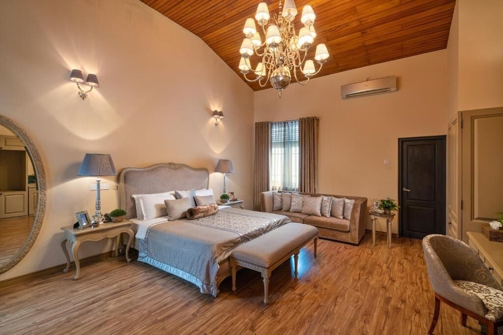 Clove Villa 27/65