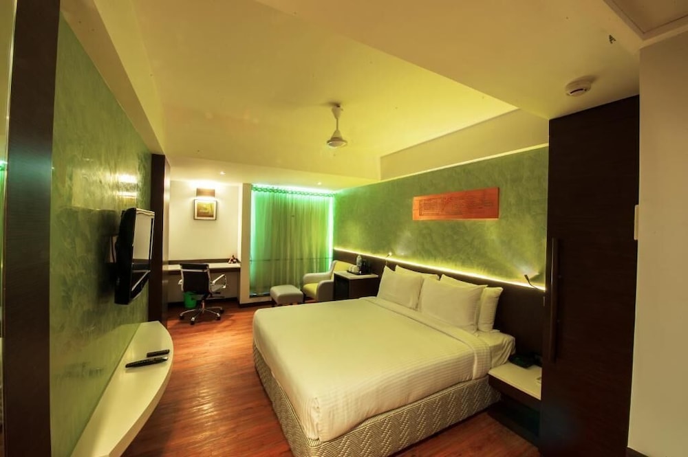 Effotel By Sayaji Indore 36/68