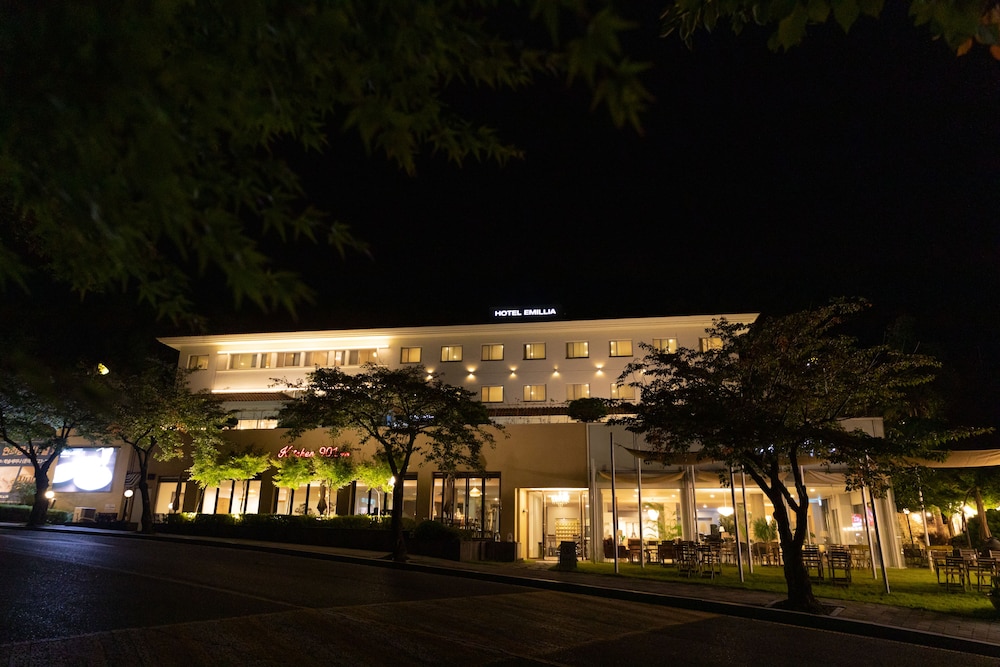 Palgong Emillia Hotel 4/34