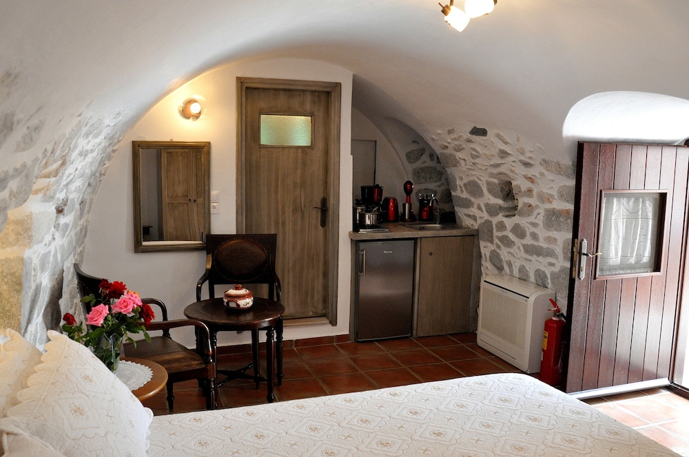 Arapakis Historic Castle 33/50