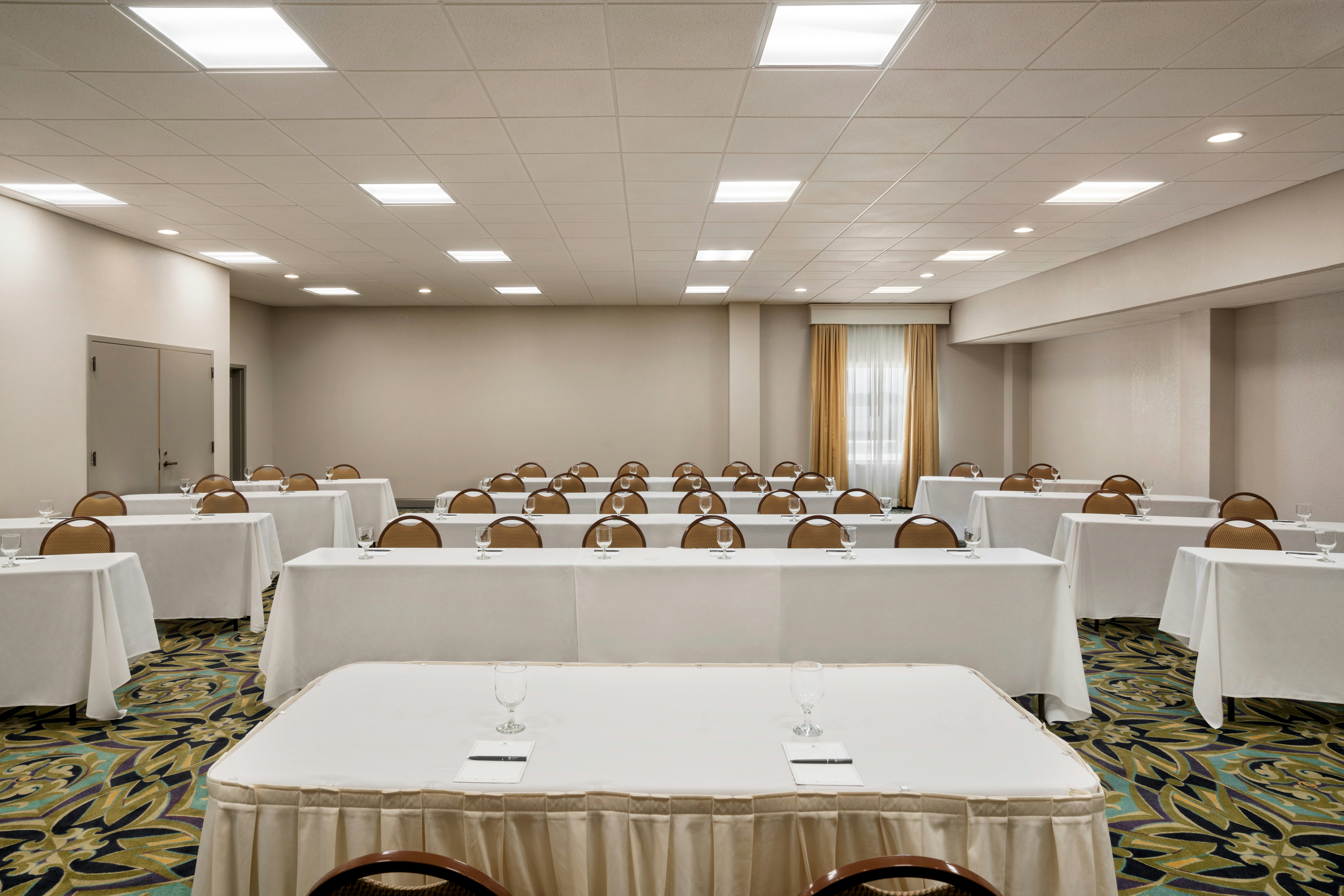 Embassy Suites Brunswick 42/55
