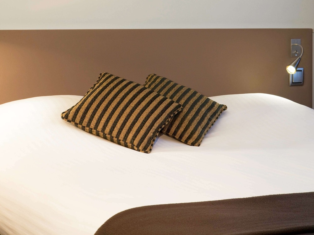 Residence Mercure Paris La Defense Gde Arche 16/43
