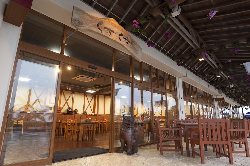 Kanucha Bay Hotels and Villas 4/80