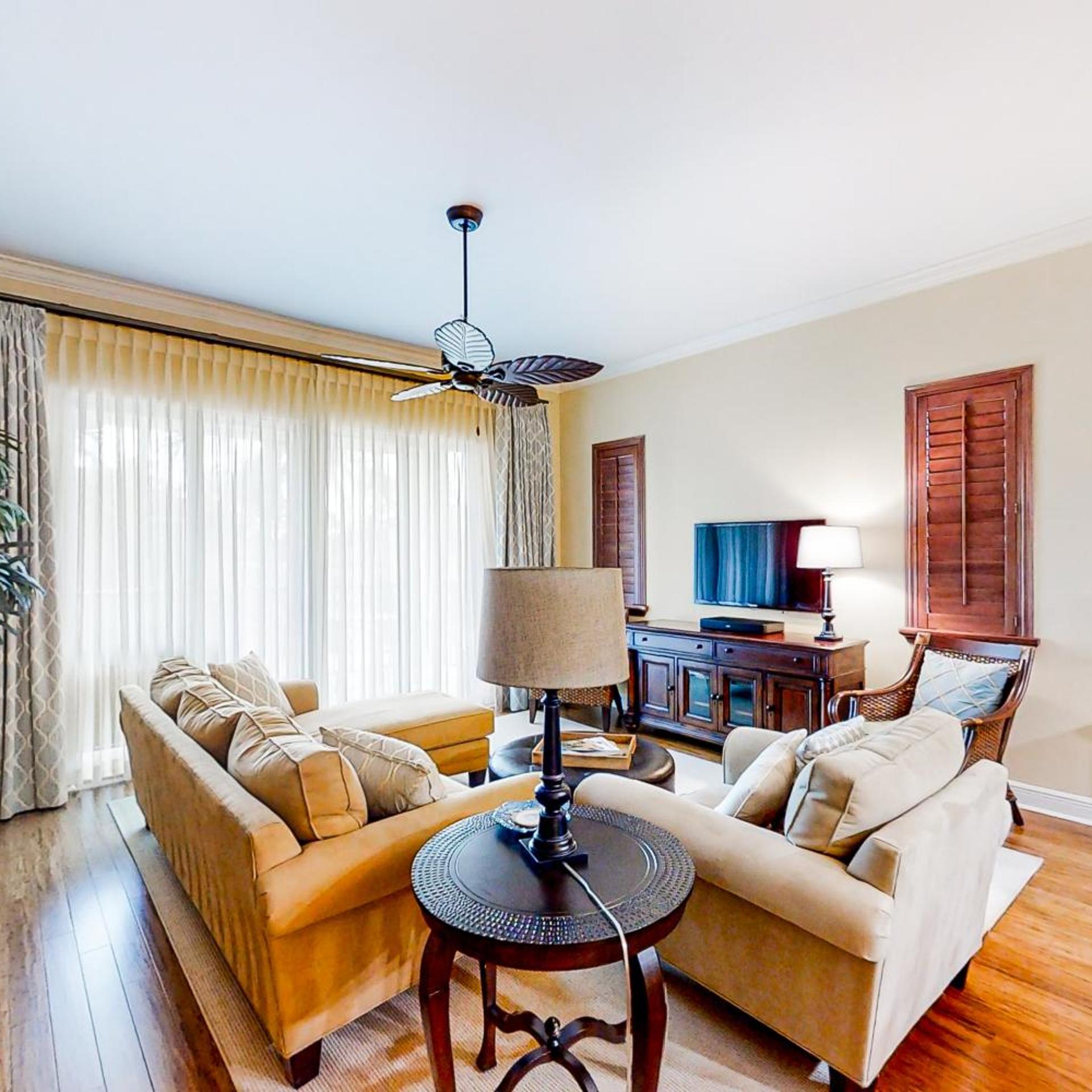 The Cottages at Naples Bay Resort 22/40