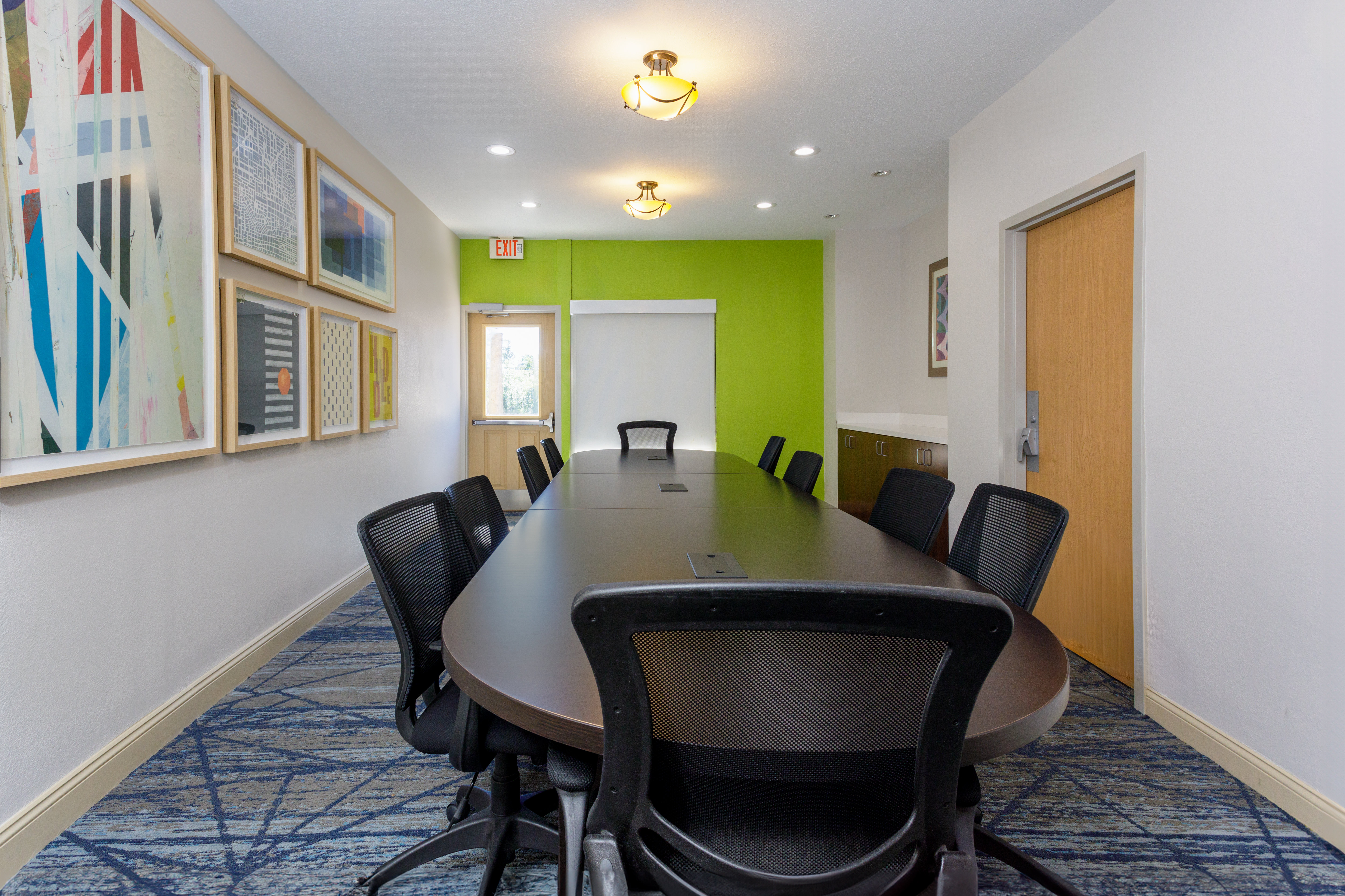 Holiday Inn Express Suites Jacksonville South I 295 68/73