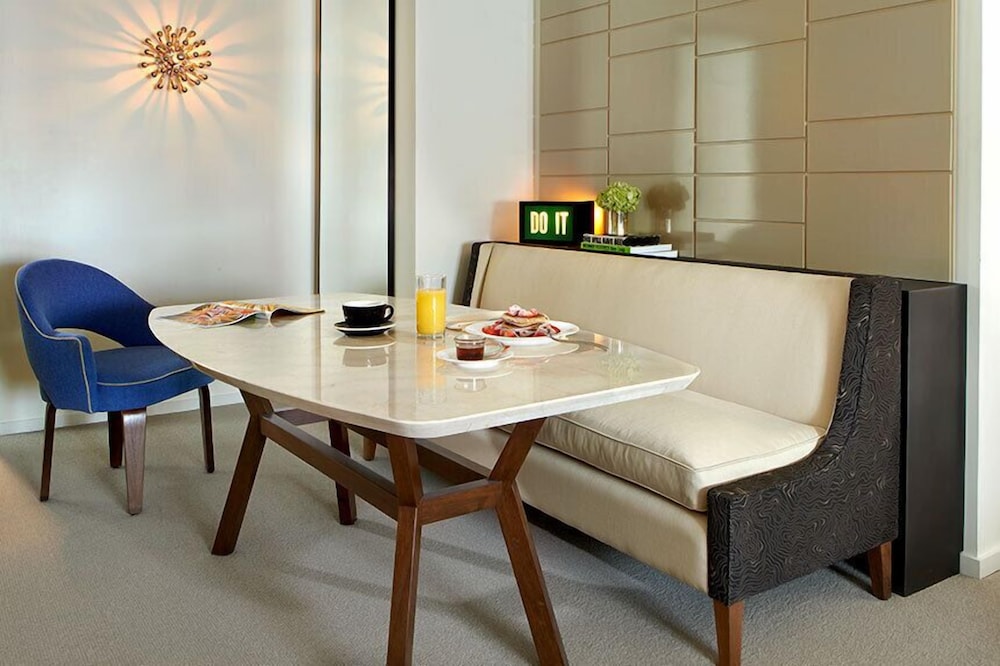 21C Museum Hotel Cincinnati 50/63