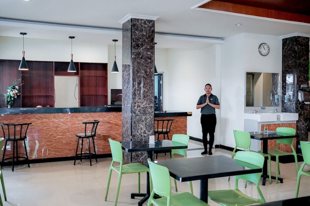 Winer Hotel 13/14