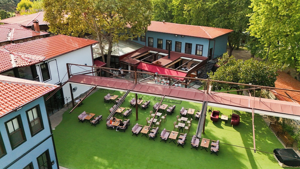 OTANTIK CLUB HOTEL 39/49