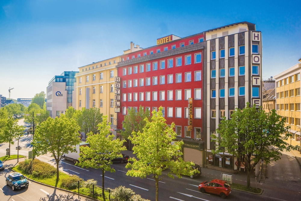 NP Hotel Konigshof 2/49