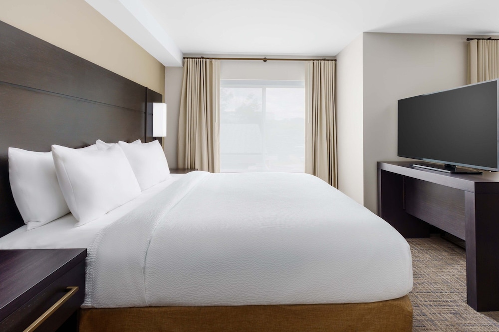 Residence Inn New Haven Hamden 6/27