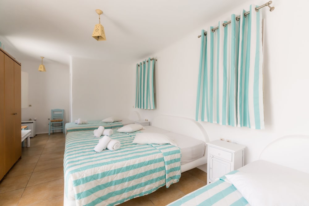 Paradise Beach Resort - Adults Only 12/69