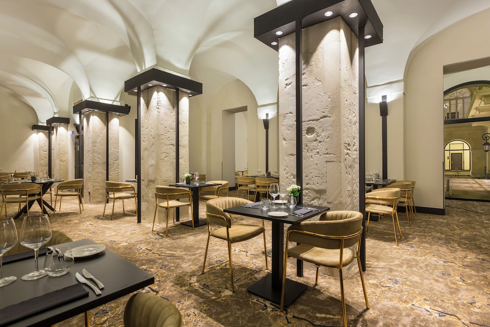 SOWELL Grand Hotel Dieu 20/38
