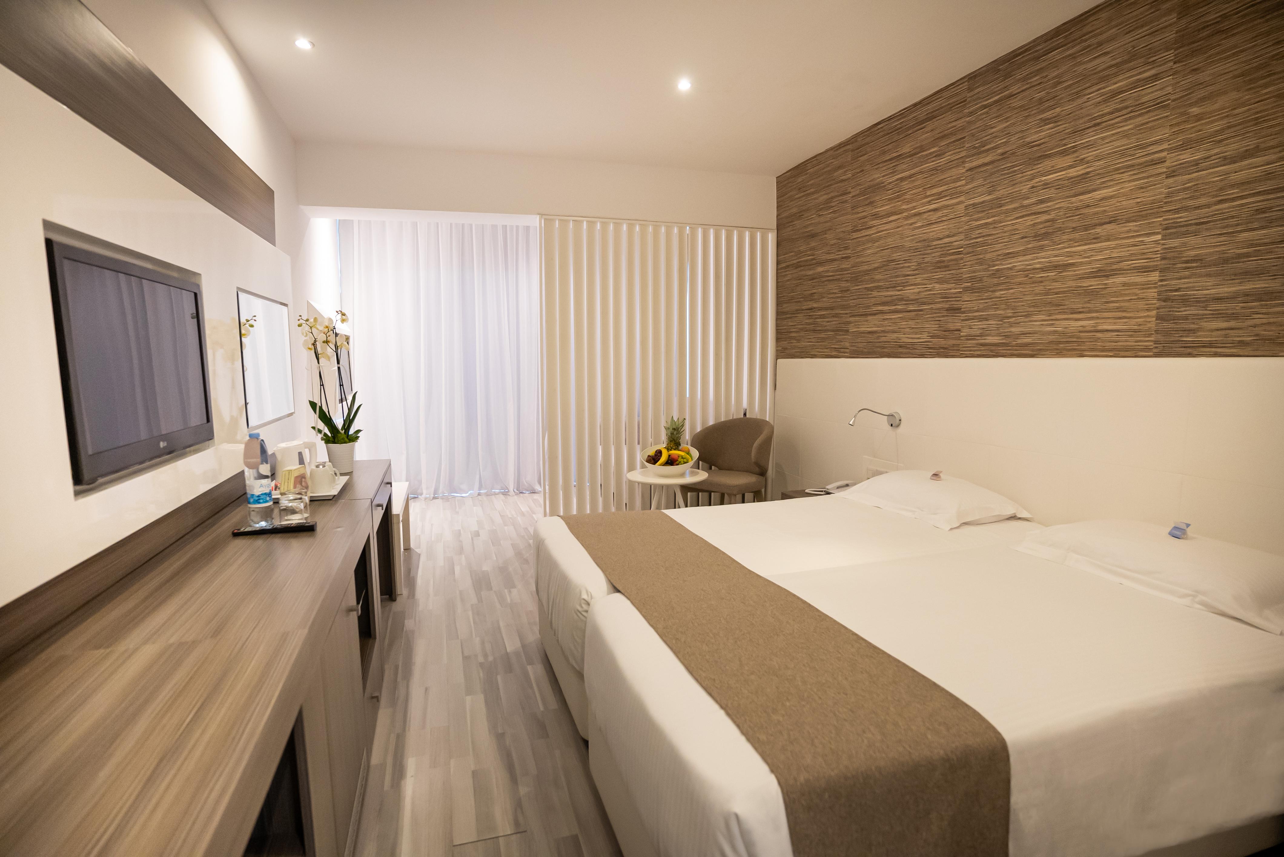 Family Suite, Standard, Inland View, Balcony or Terrace