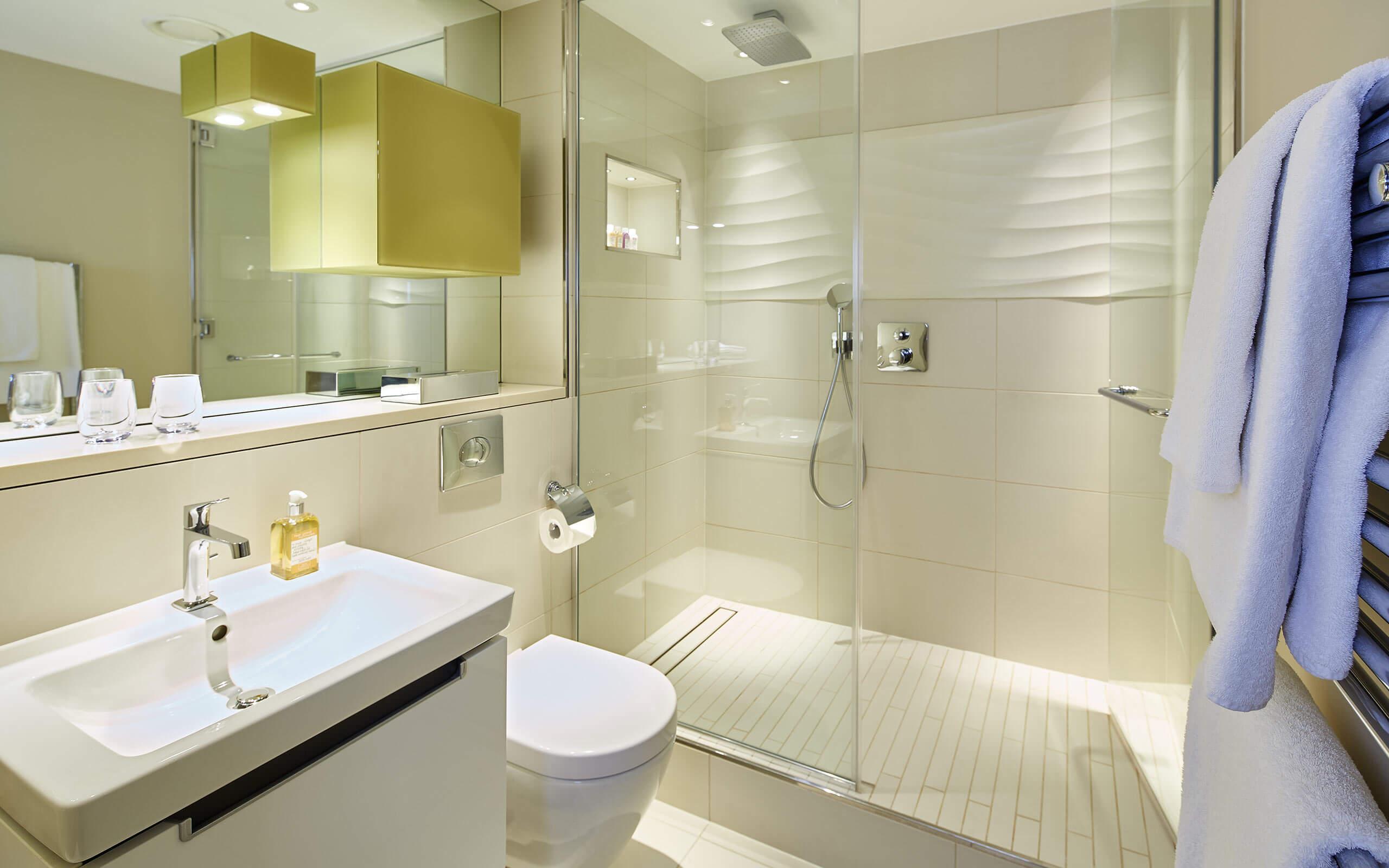 شقة بإطلالة على النهر، Cheval Three Quays 2/3