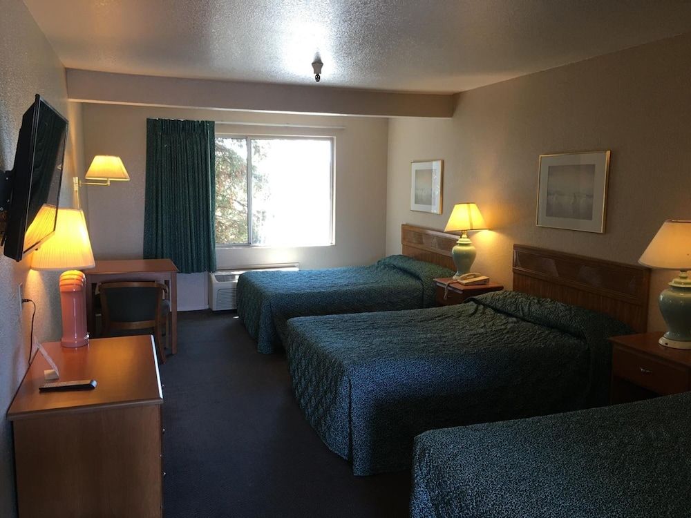 Applegate Inn 26/35