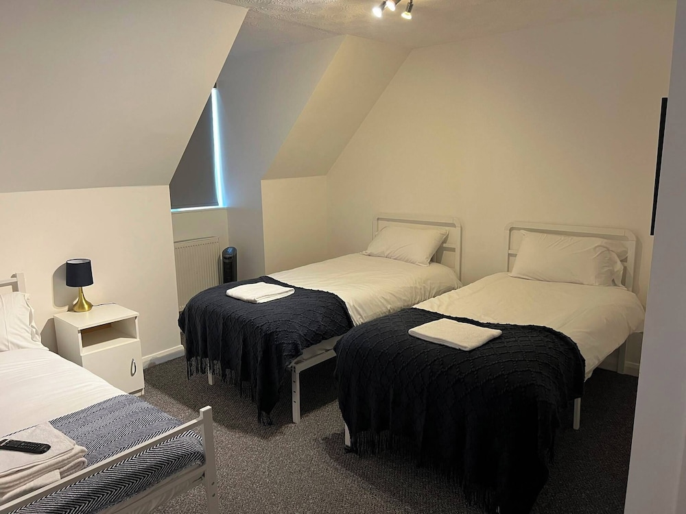 TLK Apartments and Hotel 27/50