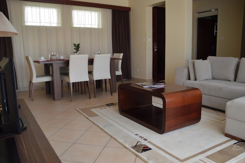 Norfolk Towers Serviced Apartments 13/22