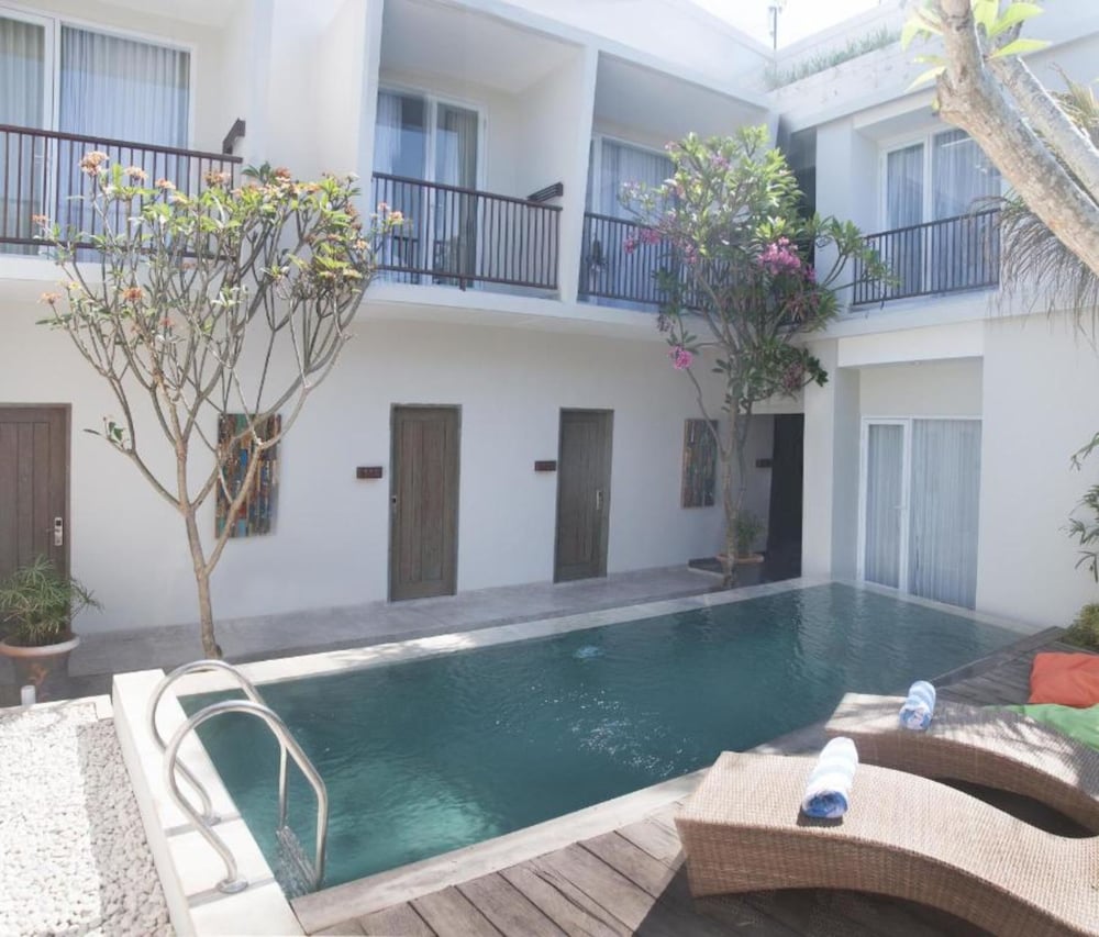 Hola Seminyak 43/50