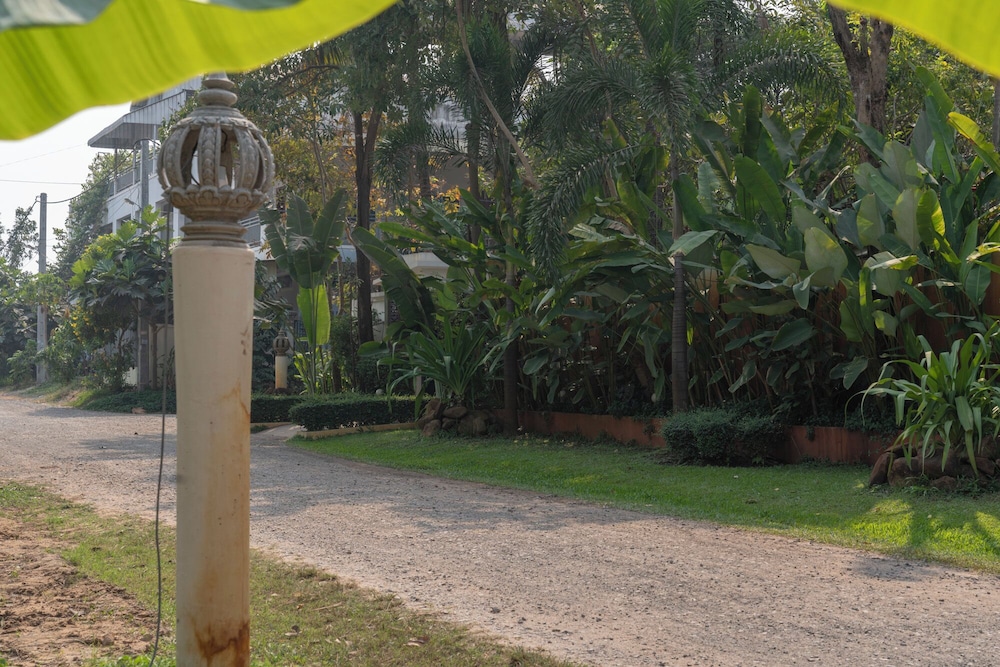 Sokkhak Boutique Resort 60/69