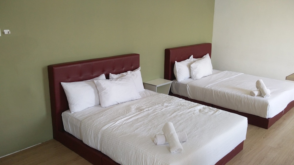 The B'hotel Kajang 16/40