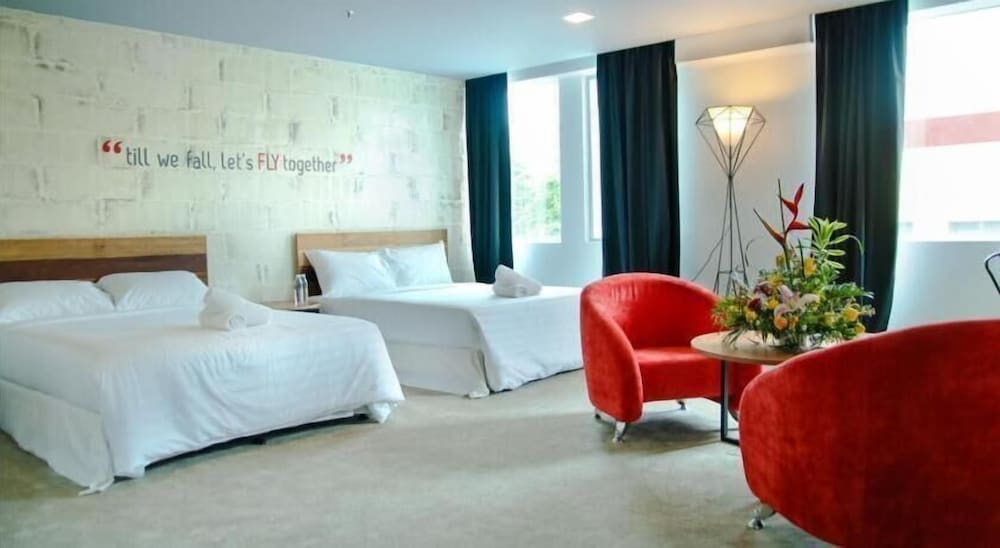 Hotel Regal Vista 18/48