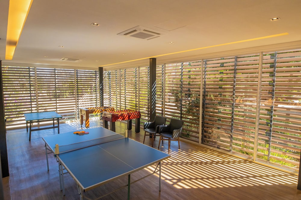swimming pool spa