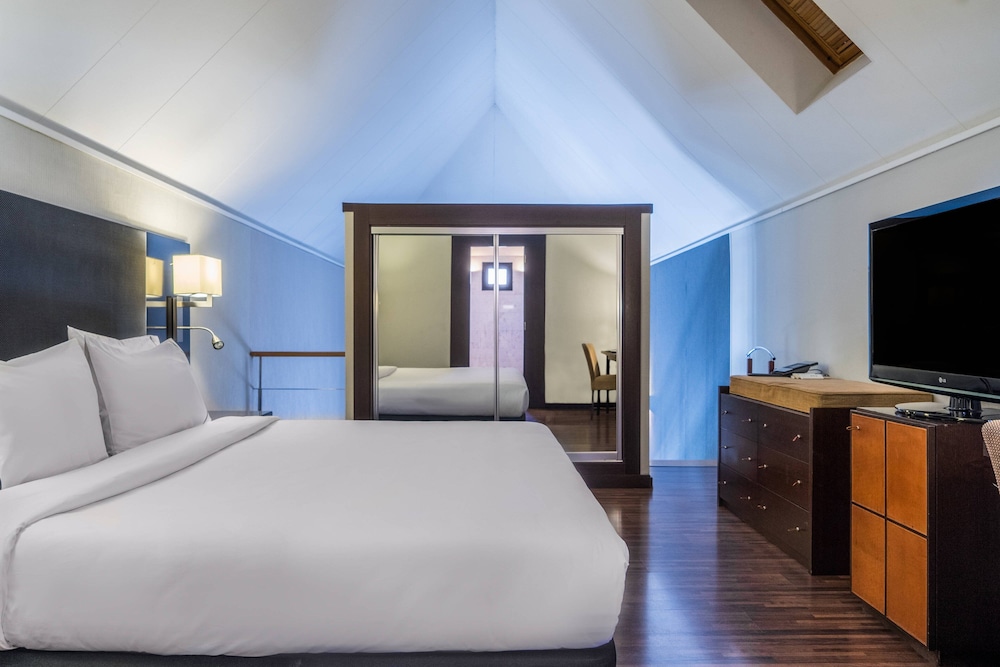 Ac Hotel Ciudad de Sevilla 9/32