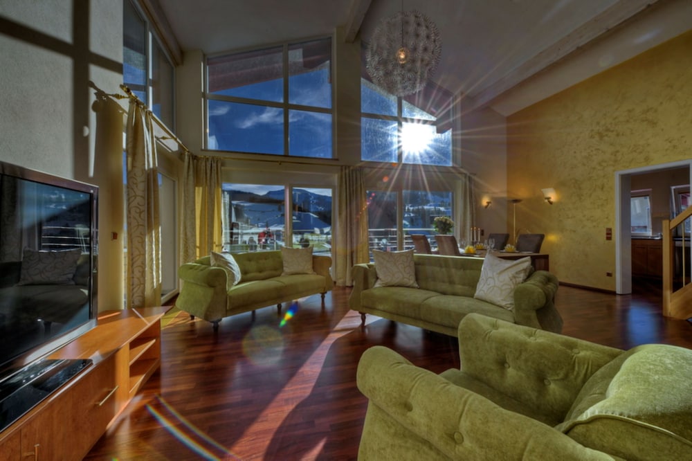 Königshof Hotel Resort 50/71