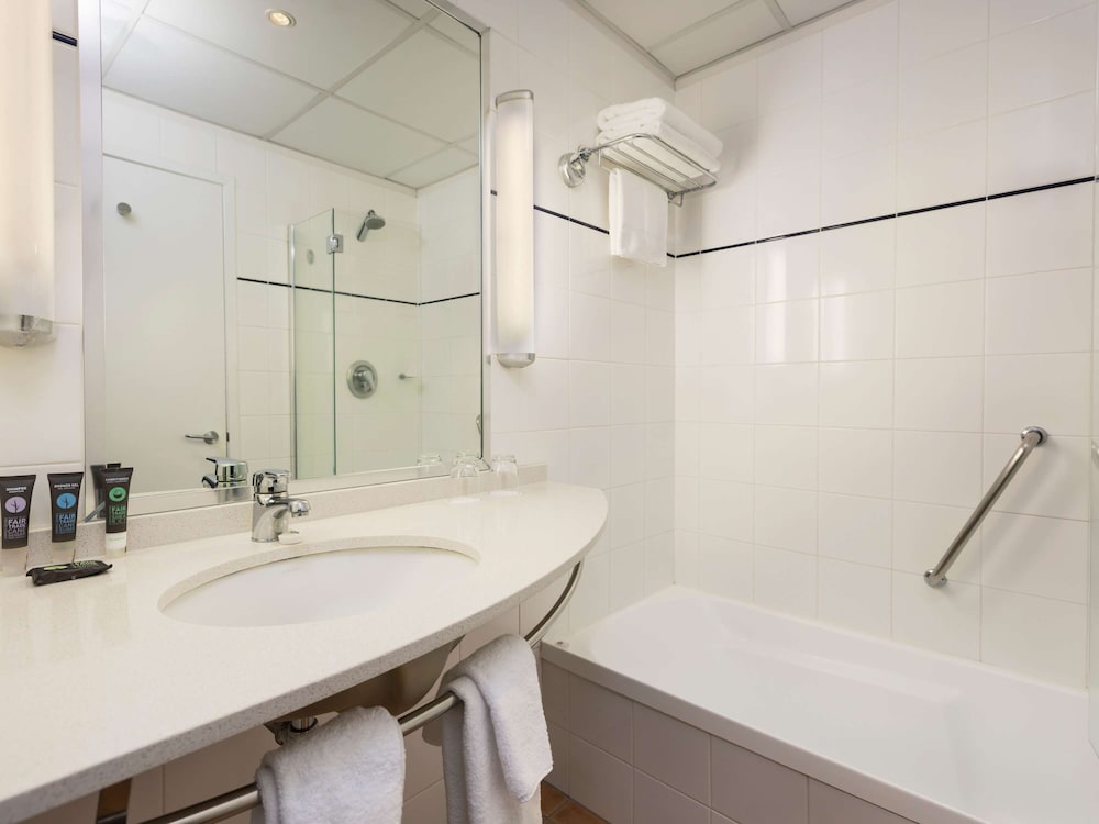 NOVOTEL AUCKLAND ELLERSLIE 61/63