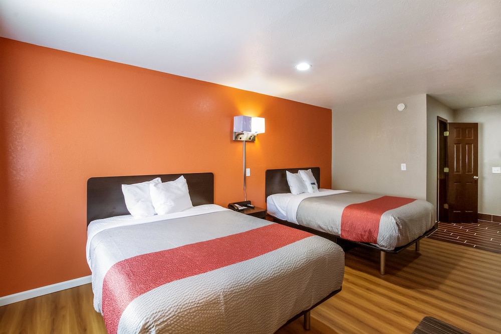 Motel6 Rossford, OH 18/54