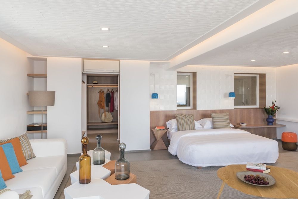 Myconian Korali Relais and Chateaux 25/78
