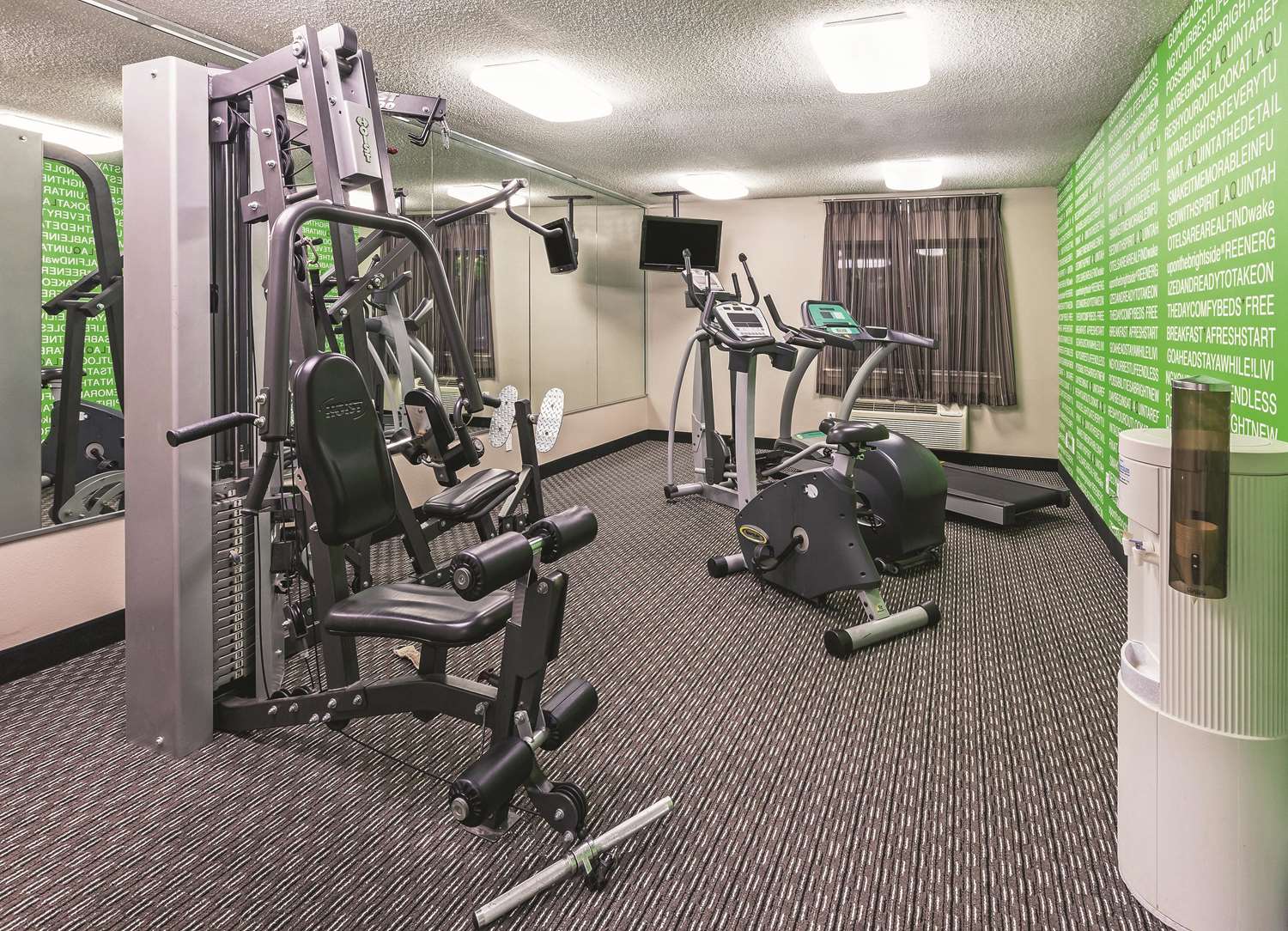 La Quinta Inn & Suites by Wyndham N Little Rock-McCain Mall 31/63