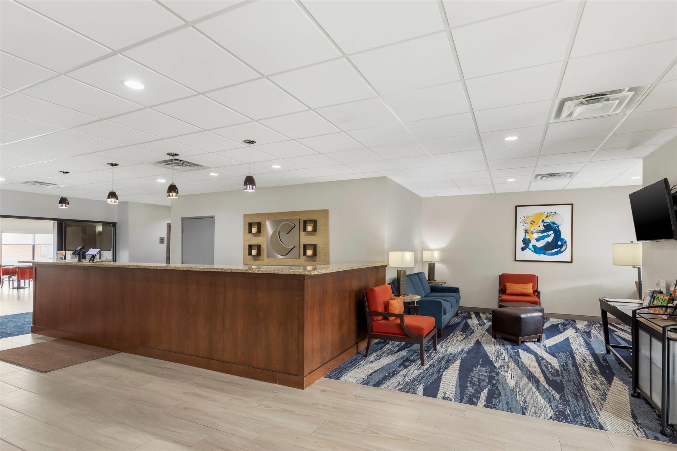 COMFORT INN BALLARD-ROOSEVELT 8/30