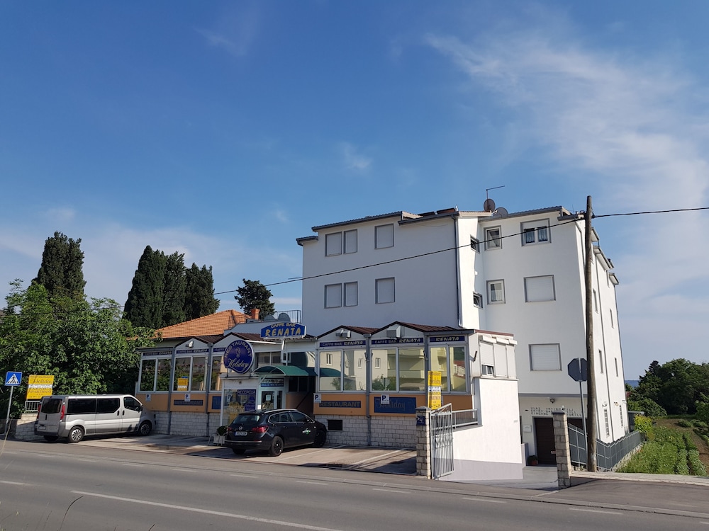 Guesthouse Varnica 39/50
