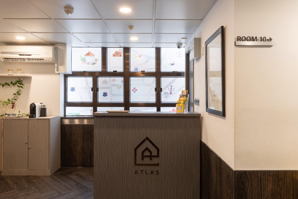 Atlas Guesthouse & Backpackers 2/50