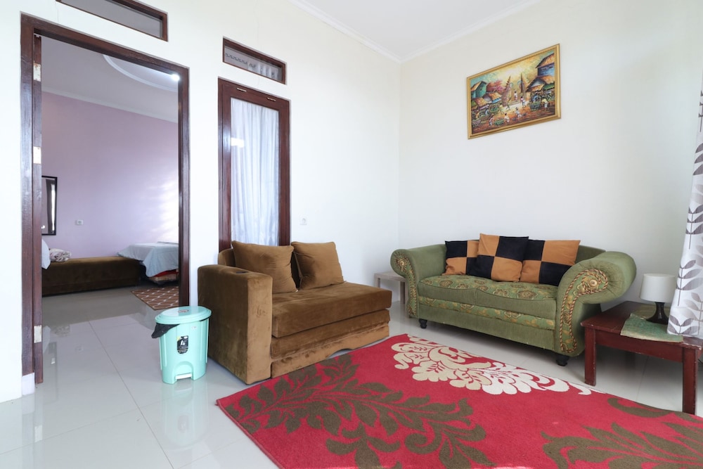 Lembur Incu Syariah Villa by ZUZU 25/46