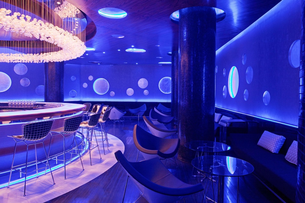 Radisson Blu Plaza Hotel Delhi Airport 70/76