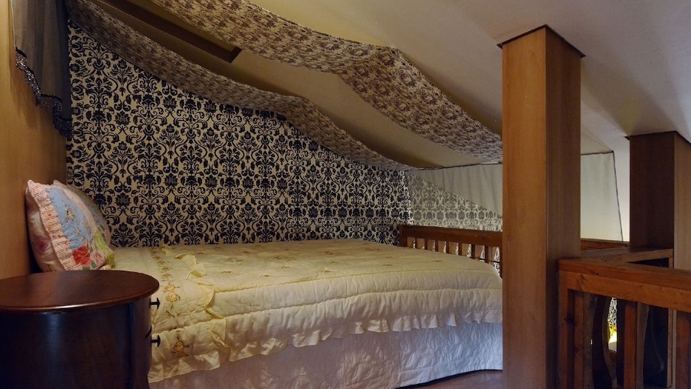 Sicily Pension 17/50