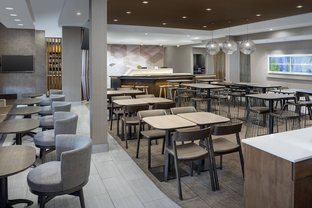 SpringHill Suites by Marriott Loveland Fort Collins/Windsor 27/30