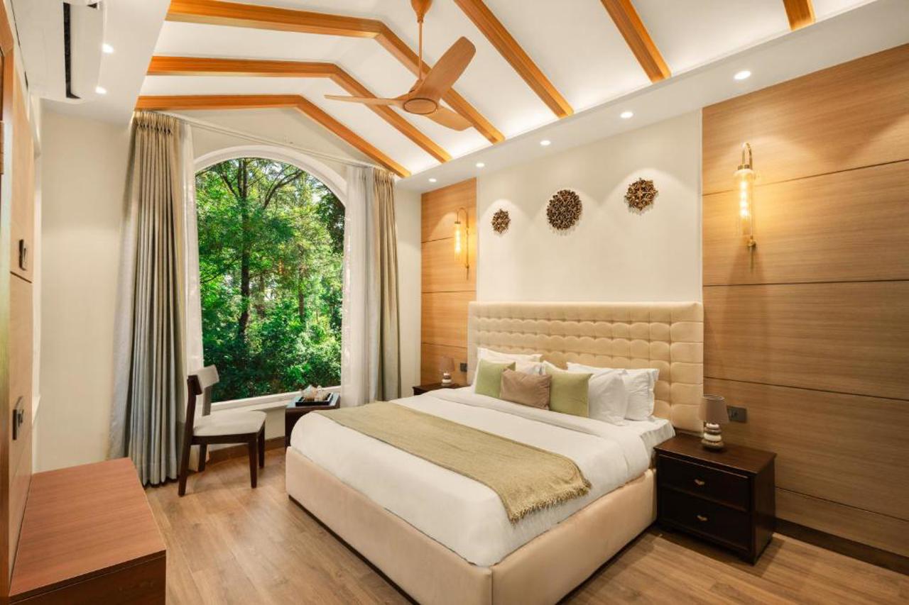 ELIVAAS Varsha Greens A 4-BHK Retreat with Private Pool & Outdoor Patios 8/20