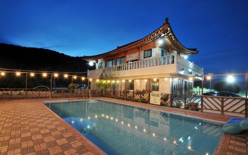 Tongyeong Happy Sea Pension 1/22